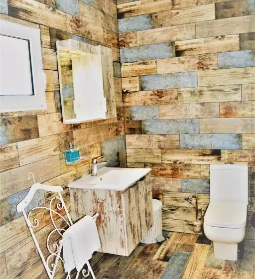 Anelia Boutique Studios & Apartments