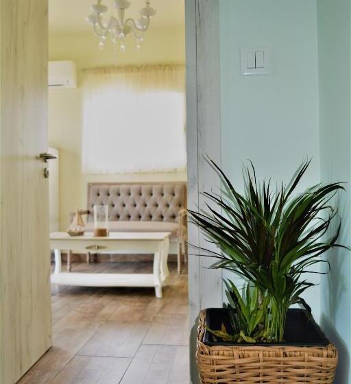 Anelia Boutique Studios & Apartments