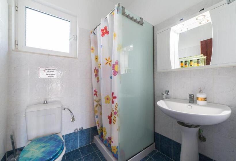 Anelia Boutique Studios & Apartments