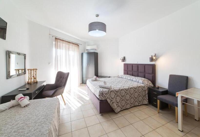 Anelia Boutique Studios & Apartments