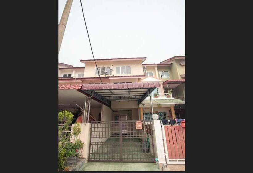 Holidayhome 45a Taman Desa Pangkor