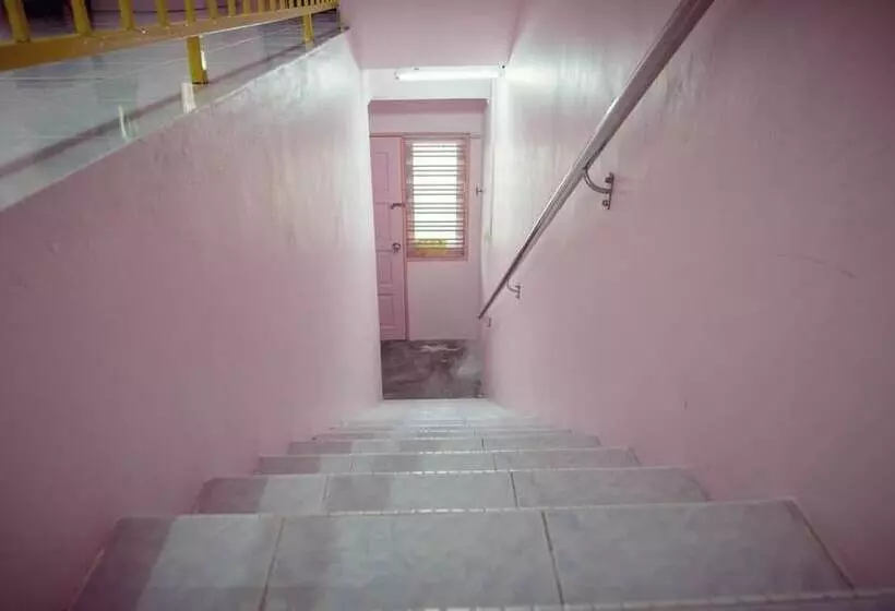 Holidayhome 45a Taman Desa Pangkor