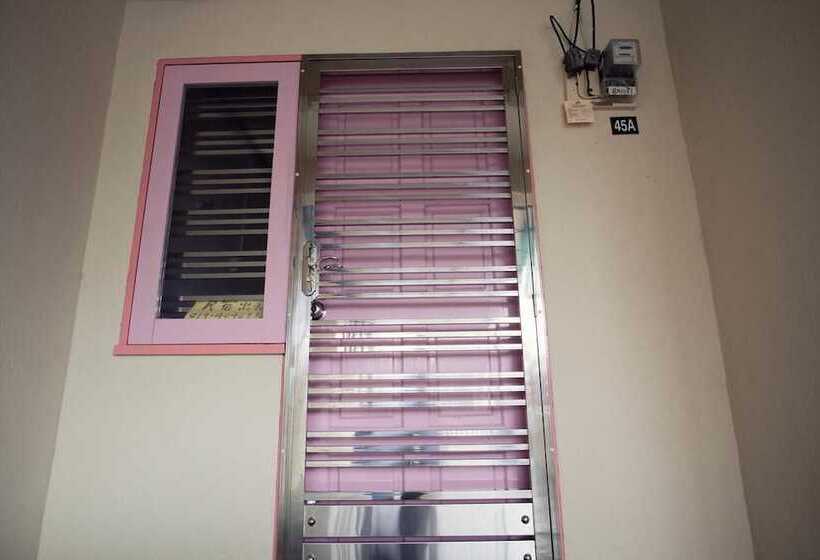 Holidayhome 45a Taman Desa Pangkor