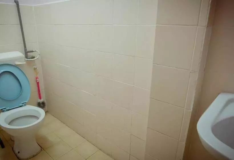 Holidayhome 45a Taman Desa Pangkor