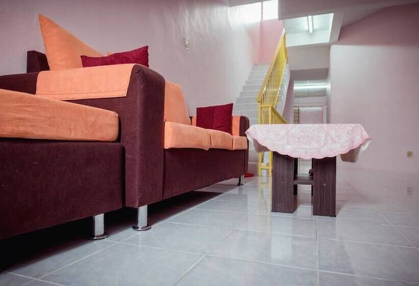 Holidayhome 45a Taman Desa Pangkor