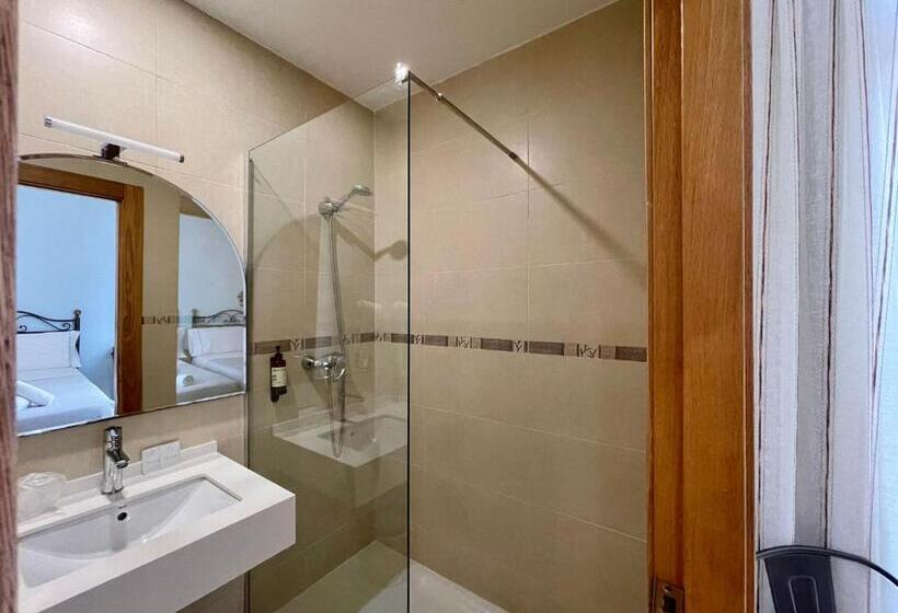 مسافرخانه Balcón Al Mar