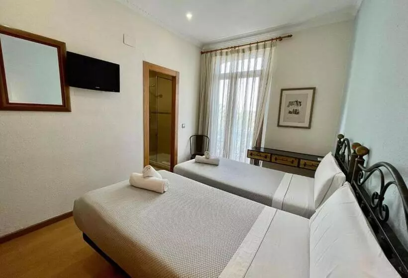 مسافرخانه Balcón Al Mar