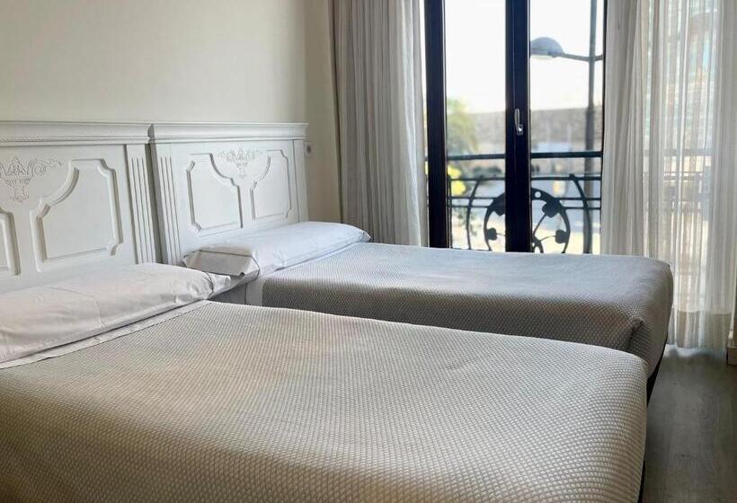 مسافرخانه Balcón Al Mar