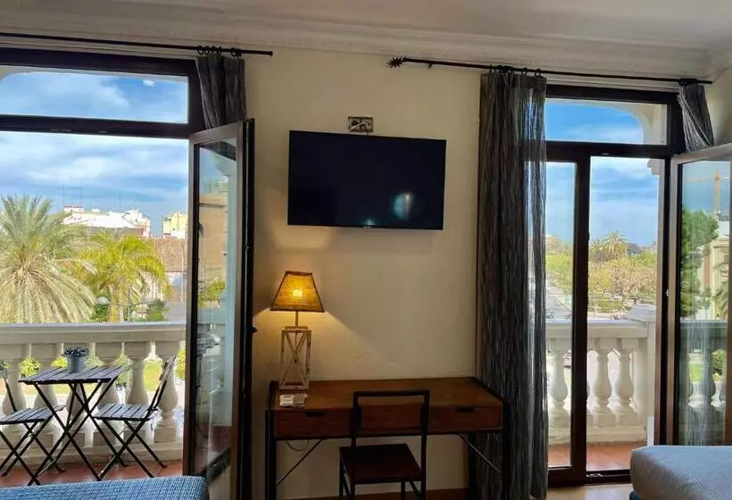 مسافرخانه Balcón Al Mar