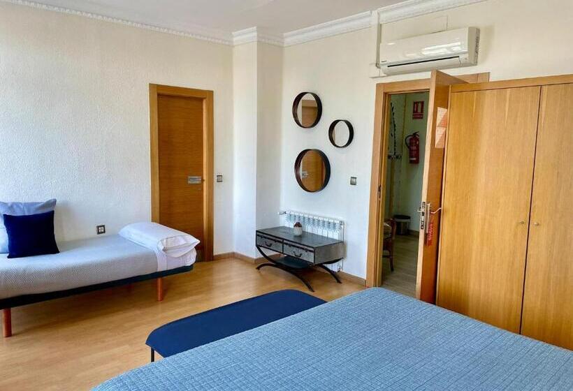 مسافرخانه Balcón Al Mar