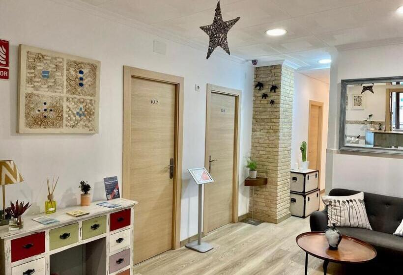 مسافرخانه Balcón Al Mar