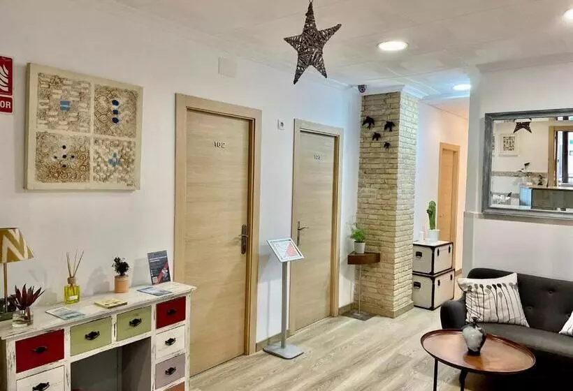 مسافرخانه Balcón Al Mar