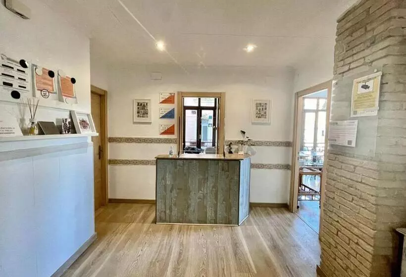 مسافرخانه Balcón Al Mar