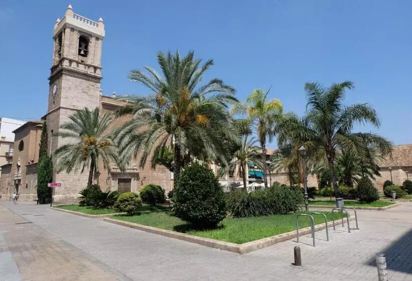 مسافرخانه Balcón Al Mar