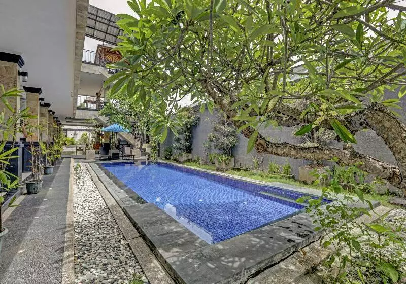 ホテル Kiki Residence Bali