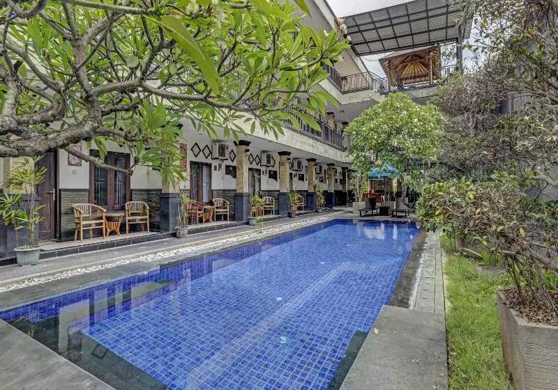 ホテル Kiki Residence Bali