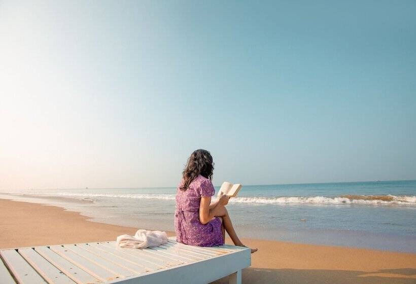 בית מלון כפרי Malabar Ocean Front Resort & Spa