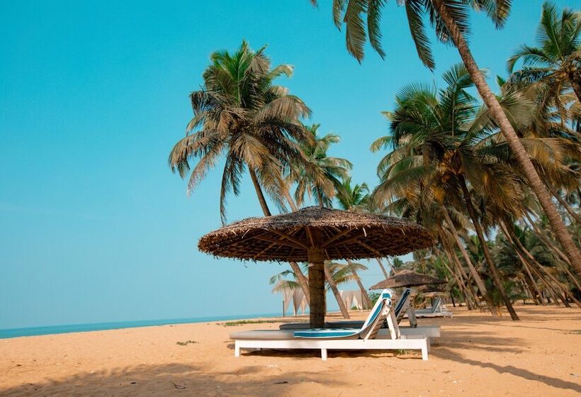 בית מלון כפרי Malabar Ocean Front Resort & Spa