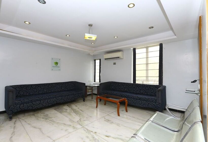 Hotel Oyo Rooms Mount Road Us Consulate