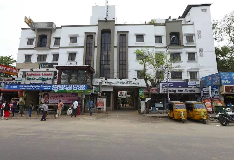 Отель Oyo Rooms Mount Road Us Consulate