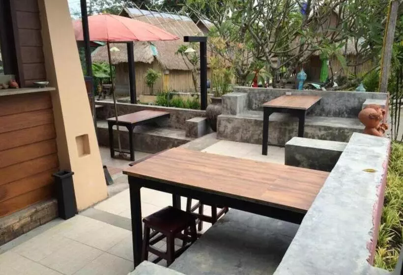 هتل Pai Vintage Garden Resort