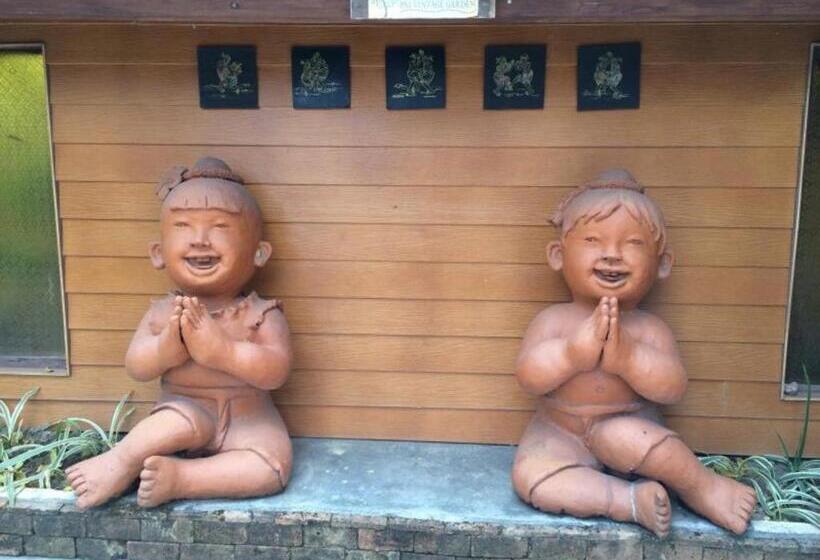 هتل Pai Vintage Garden Resort