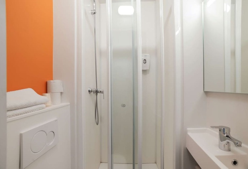 فندق Premiere Classe Valence   Bourg Les Valence