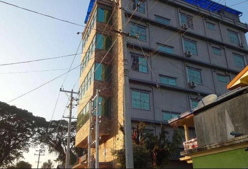 Red Dragon Hotel Hsipaw