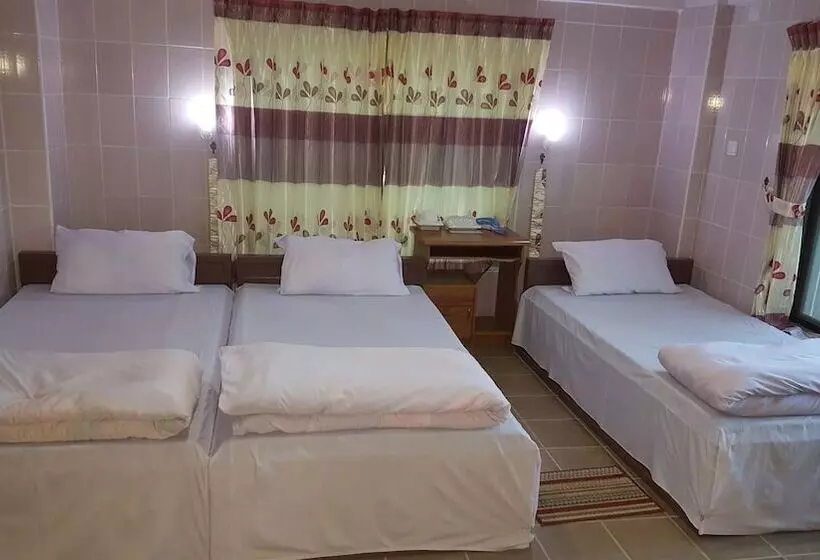 Red Dragon Hotel Hsipaw