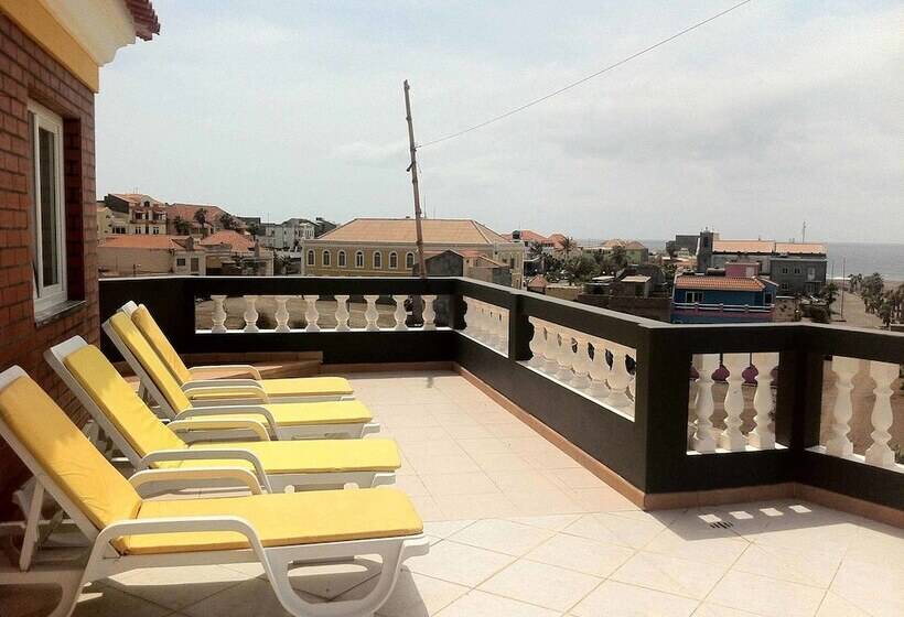 Hotel Residencial Sol Point Art