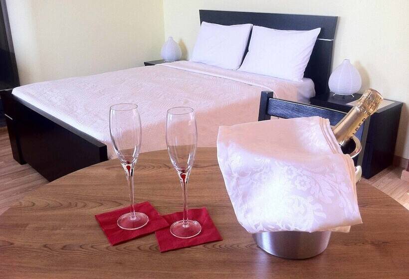 Hotel Residencial Sol Point Art