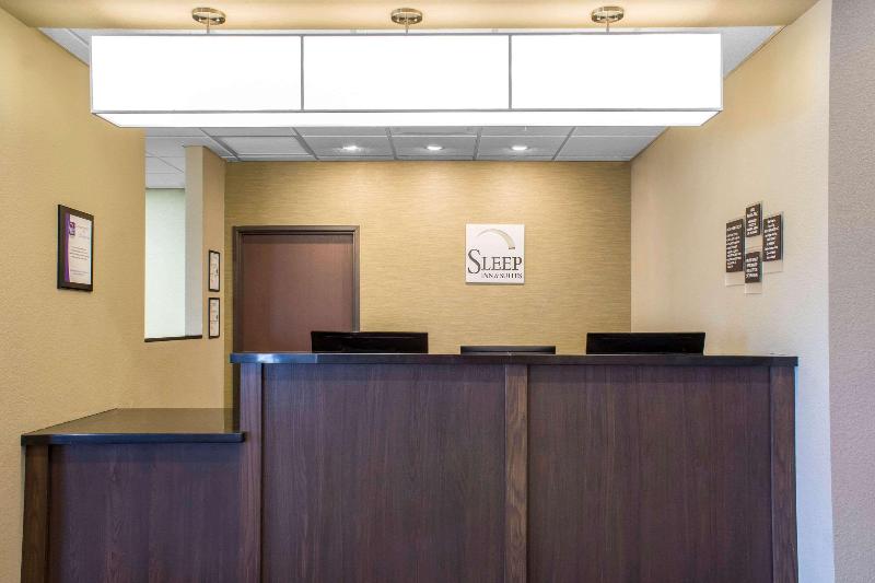 ホテル Sleep Inn & Suites Fort Dodge