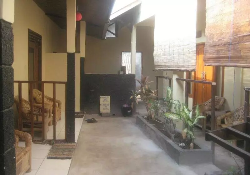 호텔 Syifa Homestay