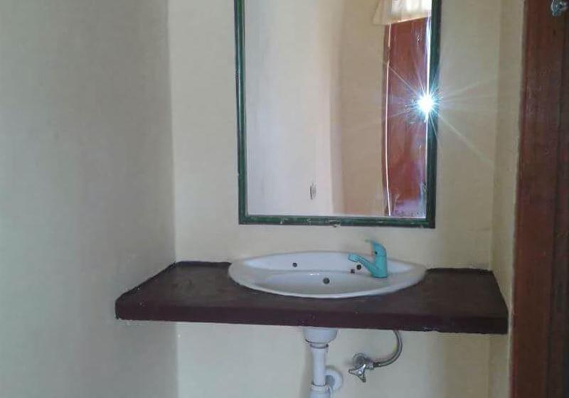 호텔 Syifa Homestay