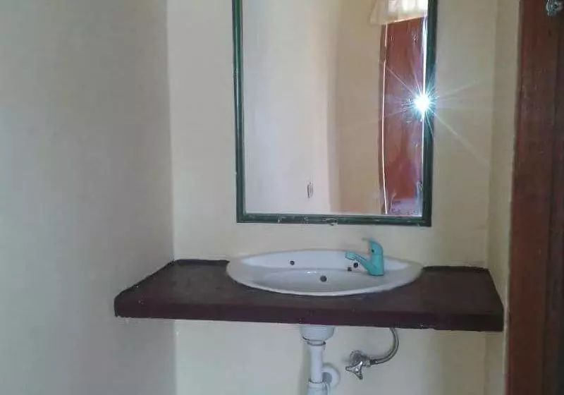 호텔 Syifa Homestay