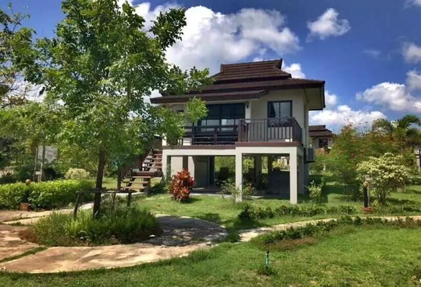 Hotel The Hip Resort @ Khao Lak