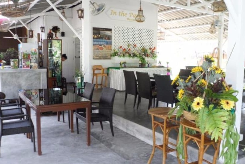 호텔 The Hip Resort @ Khao Lak