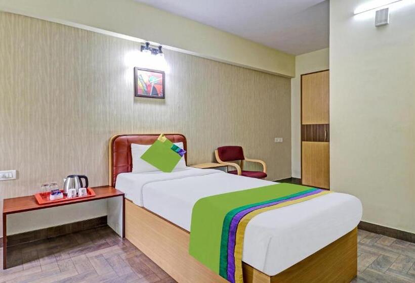 Hotel Treebo Akshaya Mayflower Vijaya Bank Layout