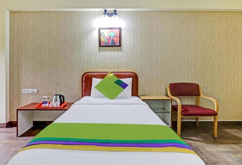 Hotel Treebo Akshaya Mayflower Vijaya Bank Layout