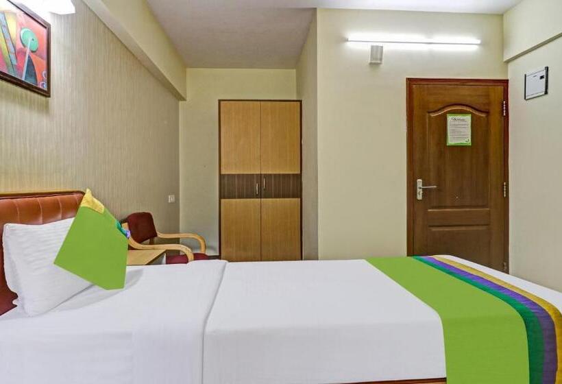 Hotel Treebo Akshaya Mayflower Vijaya Bank Layout