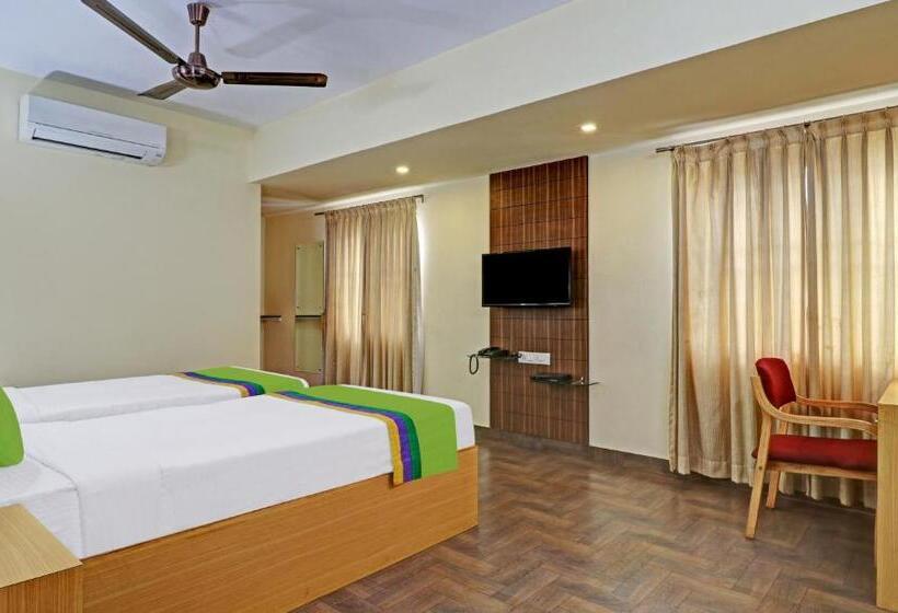 Hotel Treebo Akshaya Mayflower Vijaya Bank Layout