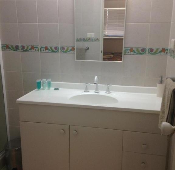 Мотель The Nosh & Nod Avon Terrace