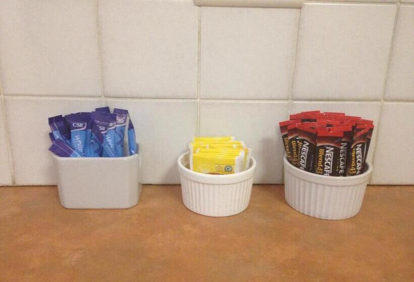 Мотель The Nosh & Nod Avon Terrace