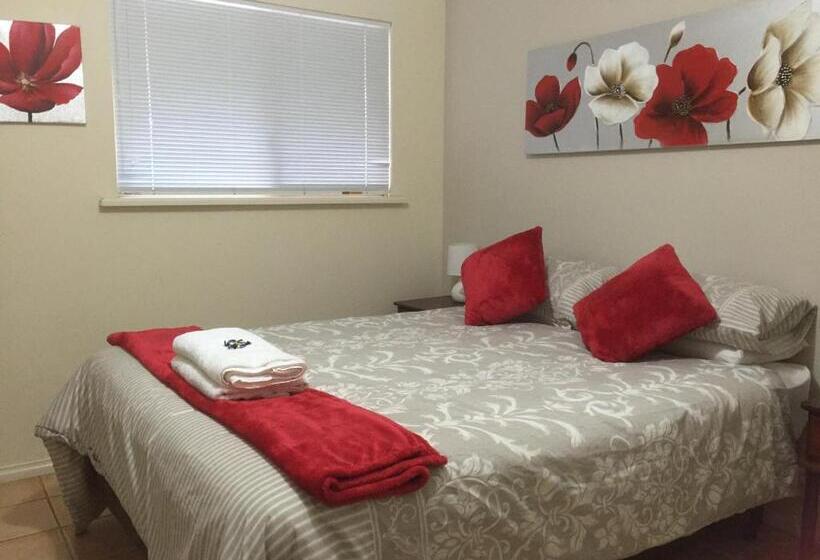 Мотель The Nosh & Nod Avon Terrace