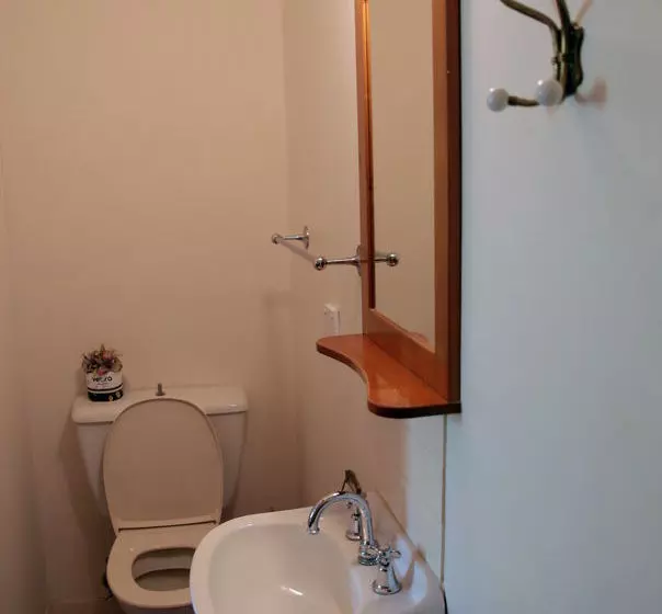 ペンション Avonleigh Guest House