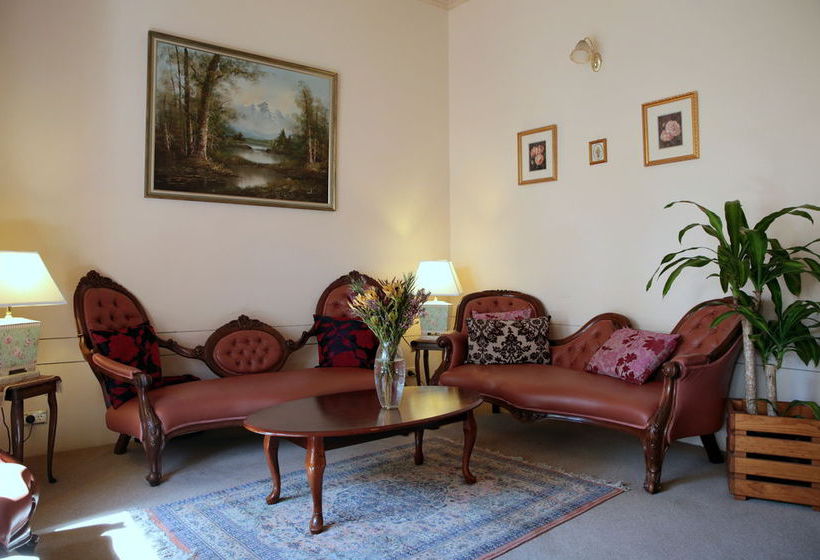 펜션 Avonleigh Guest House