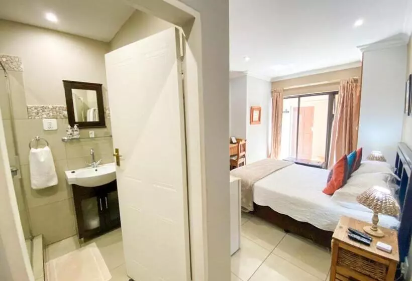 پانسیون Green Valley Lodge