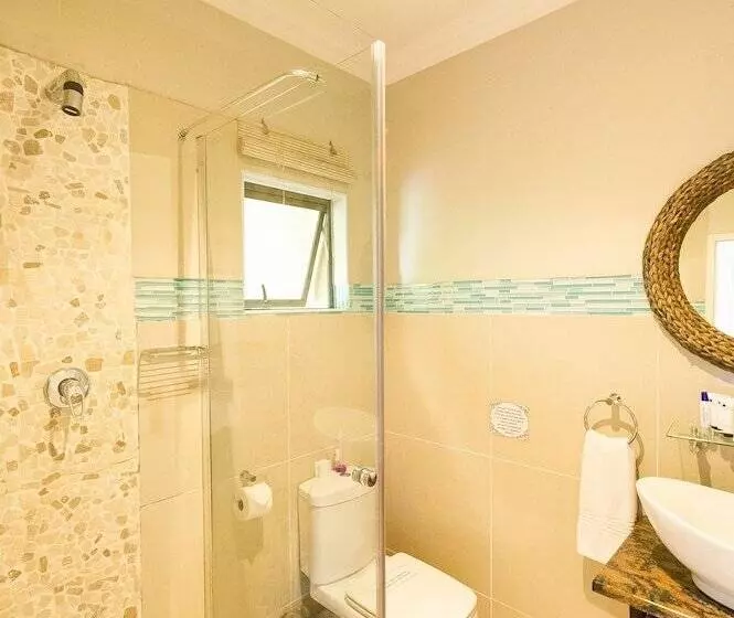 پانسیون Green Valley Lodge