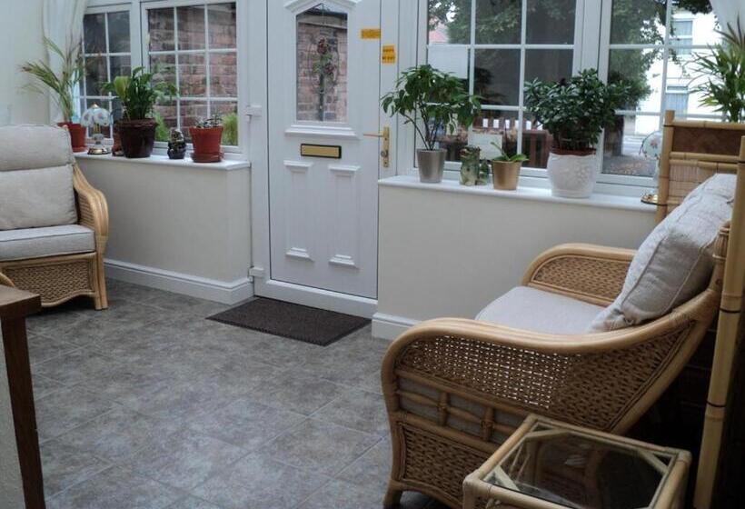 بنسيون Grove House Guest House