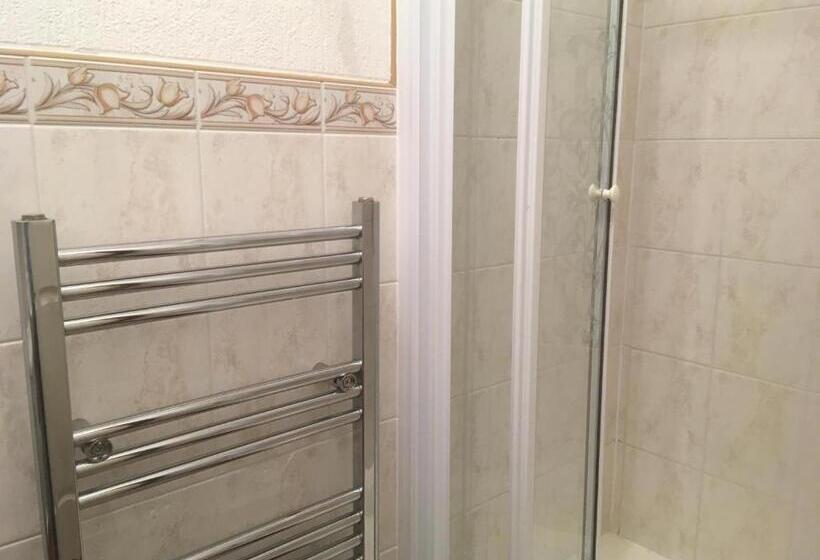 بنسيون Grove House Guest House